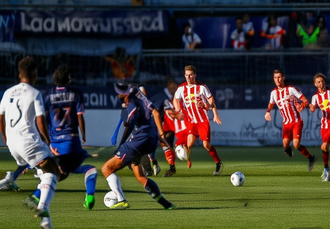 巴黎圣日耳曼VS红牛：历史对决、战术分析及未来展望(图3)